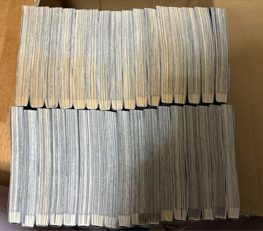 【税込?送料無料】 黒執事 1巻〜33巻セット 虹執事2冊、ファンブックつき 計36冊 全巻セット