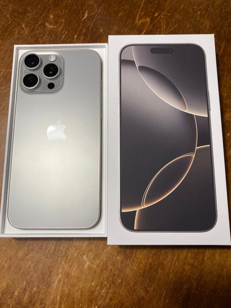 iPhone 16 Pro Max 1TB ナチュラルチタニウム