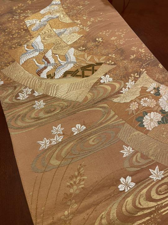 ≪超目玉★12月≫ 1004 豪華刺繍 タッセル付き正絹テーブルランナー 帯リメイク テーブル用品