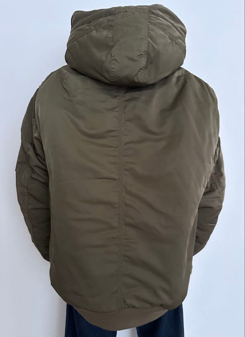 アヴィレックス ミリタリーフーディージャケット アヴィレックス ミリタリーフーディージャケット