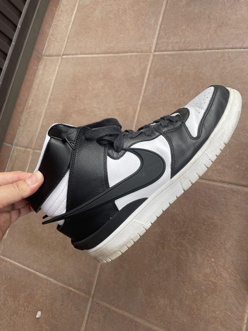 Nike ブラック/ホワイト ハイカットスニーカー