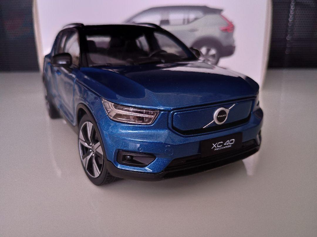 ボルボ特注 Paudi ボルボ Volvo XC40 R-DESIGN 1/18