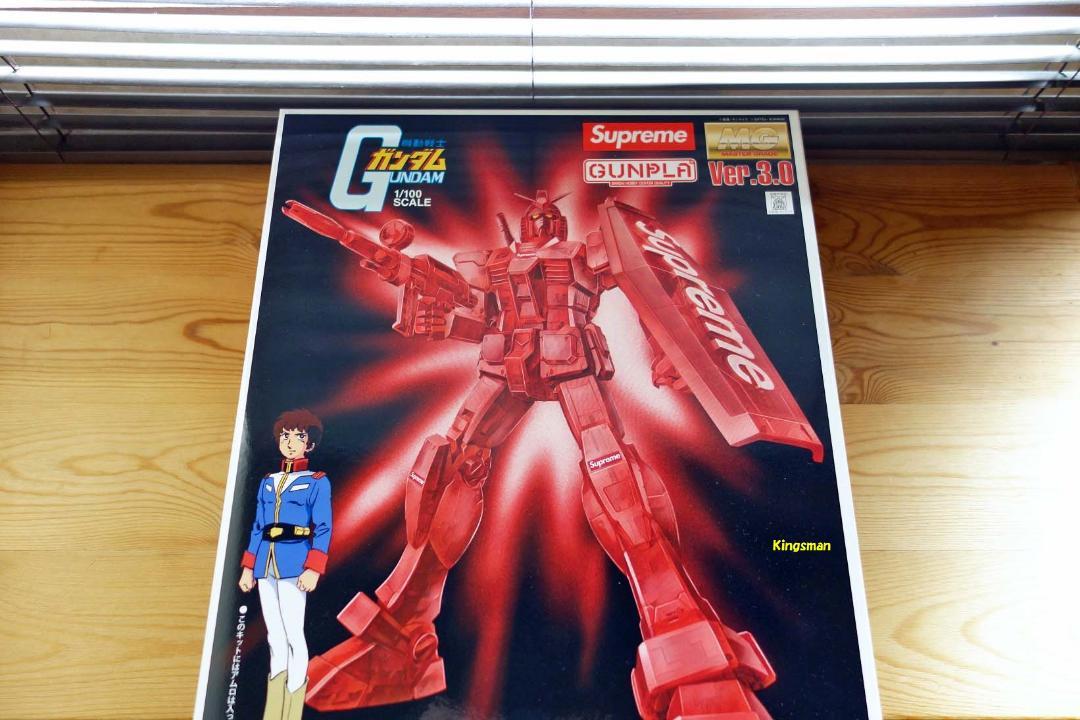 今週激安商品Supreme 21AW MG 1/100 RX-78-2 GUNDAM人気アイテムを通販する