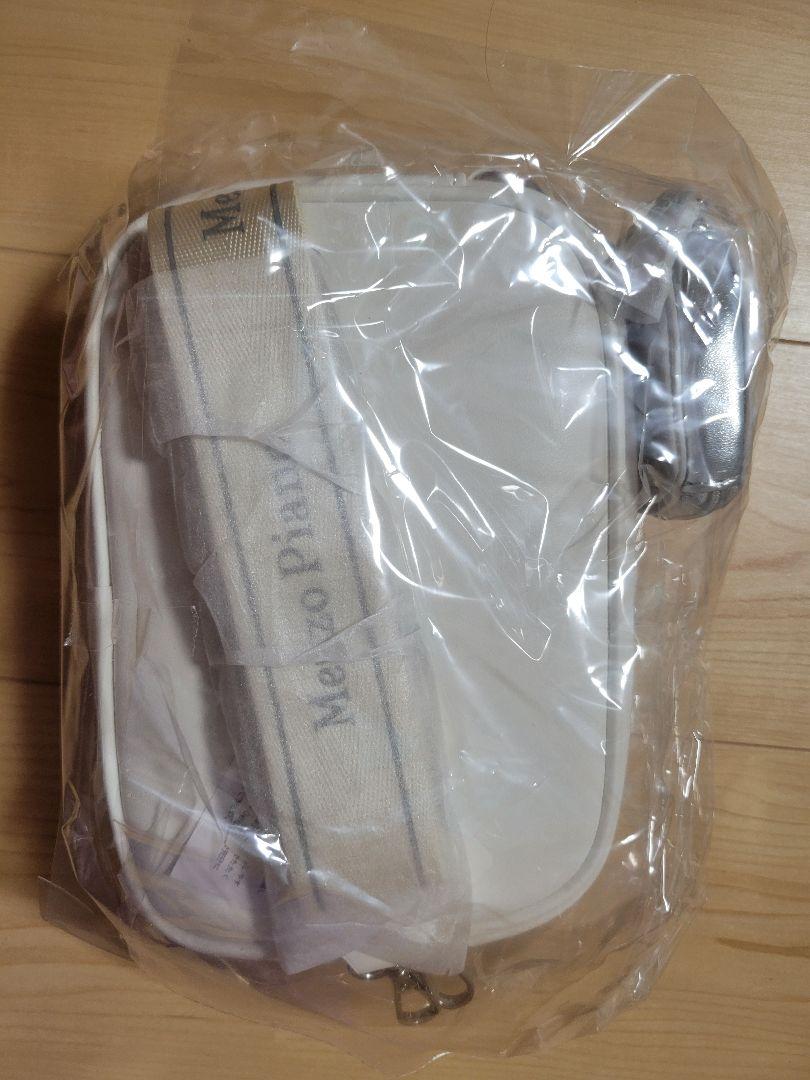 新品未使用mezzopiano juniorバッグ

ハートポーチつきショルダー