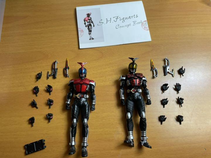 フィギュアーツ　真骨頂製法　仮面ライダーカブト　ダークカブトセット