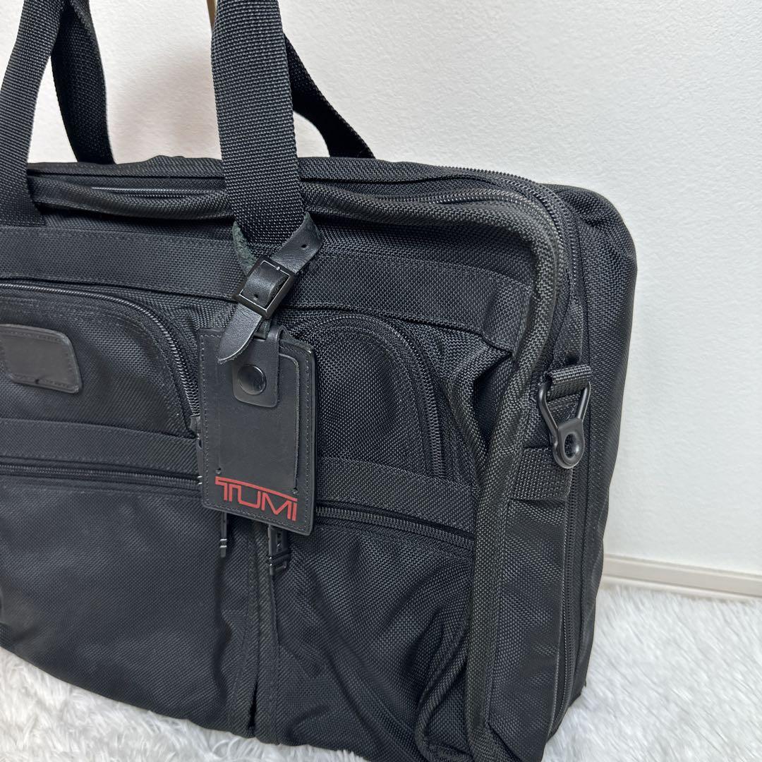 ✿ TUMI