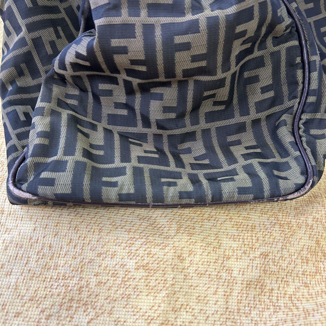 美品　FENDI フェンディ　超大容量ボストンバッグ　旅行かばん　ズッカ柄 FENDI フェンディ ボストンバッグ ズッカ柄 大容量