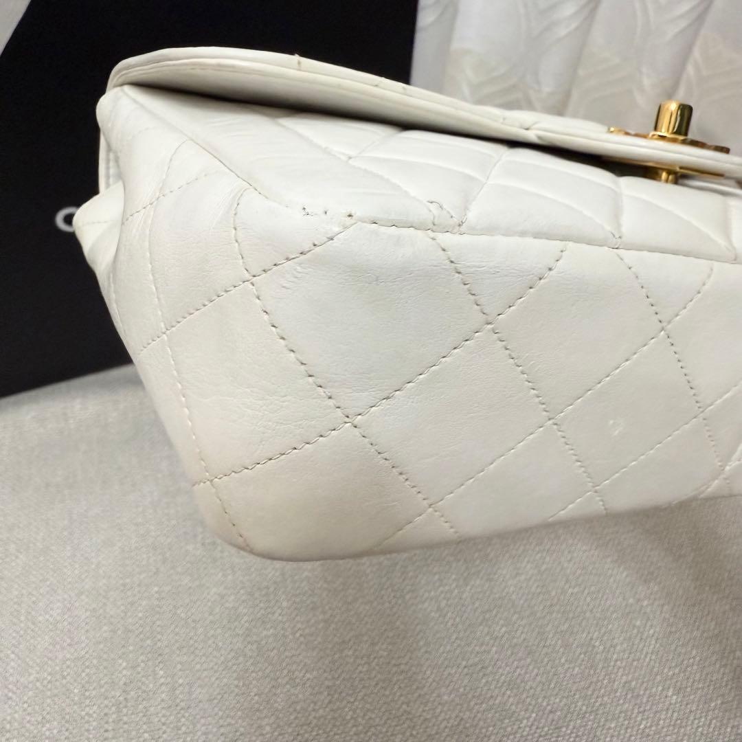 CHANEL シャネル マトラッセ ダブルチェーン ショルダーバッグ ホワイト