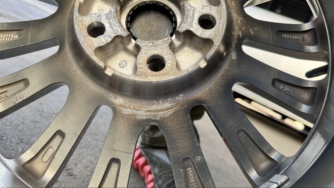 キャデラック　CTS 純正ホイール　スタットレス付き