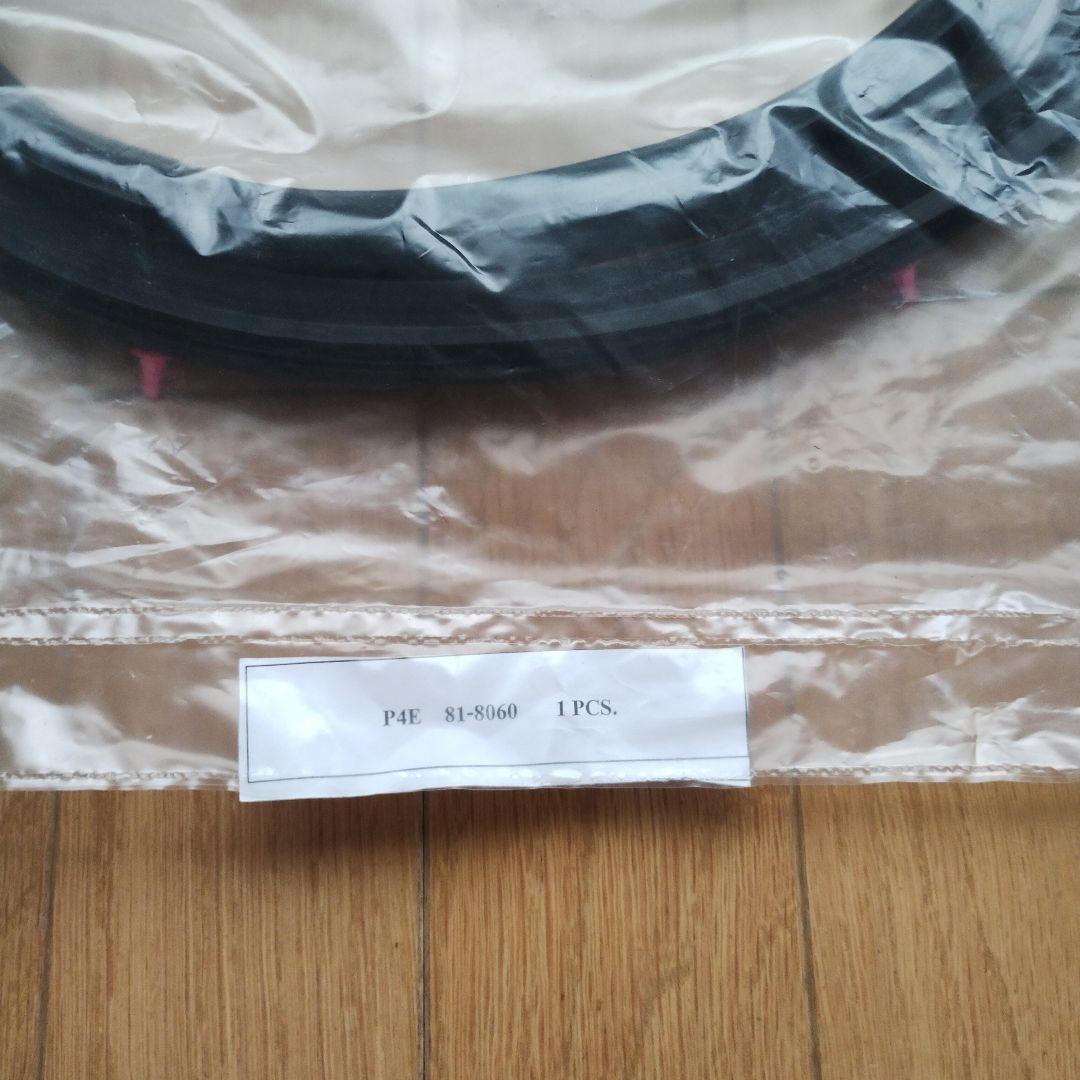 日産F31レパード前期 後期 M30ボディ側ウェザーストリップ新品