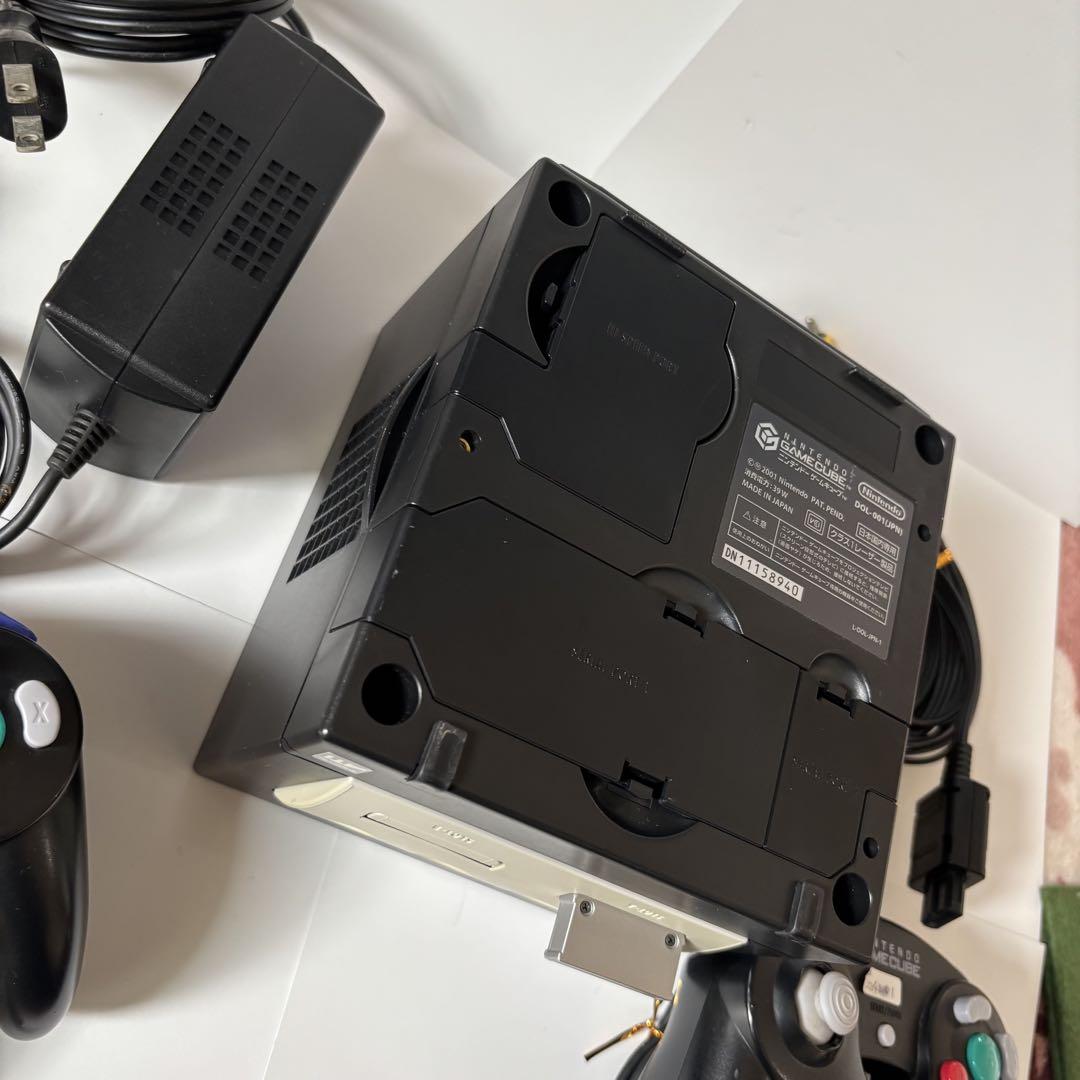 ゲームキューブ すぐ遊べるセット コントローラー2個 ゲームキューブ すぐ遊べるセット コントローラー2個