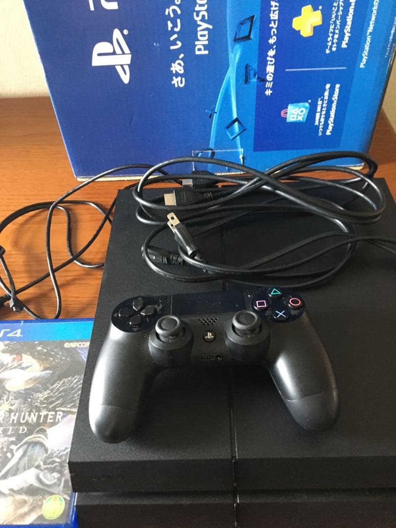 PS4本体ジェット・ブラック 500GB CUH-1200AB01