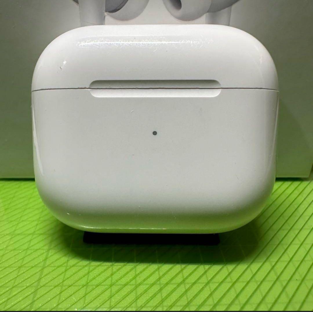 AirPods 第3世代 充電ケースのみ 国内正規品 MME73J/A