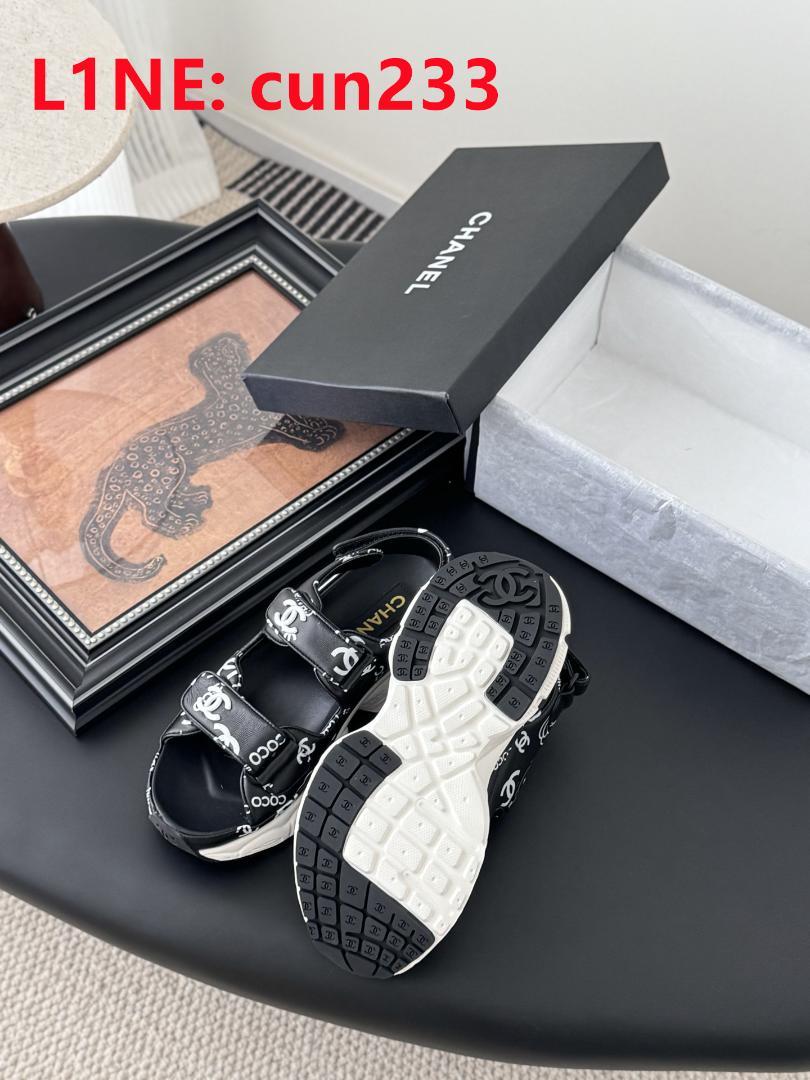CHANEL スポーツサンダル ブラック