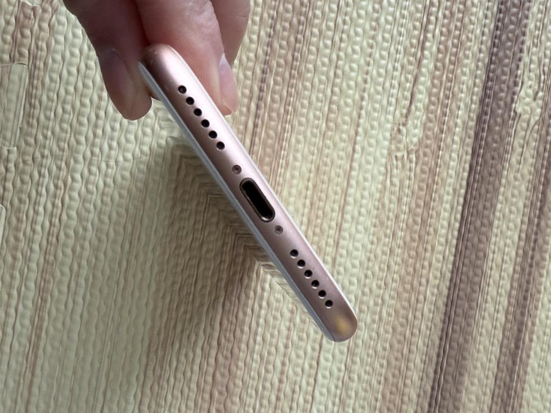 iPhone 8 ゴールド 64GB SIMフリー