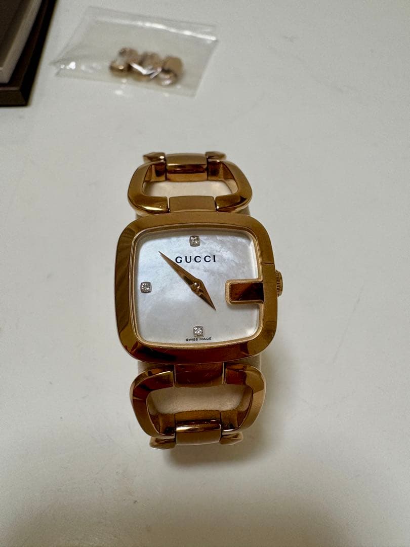 GUCCI ゴールド クォーツ腕時計 GUCCI ゴールド クォーツ腕時計