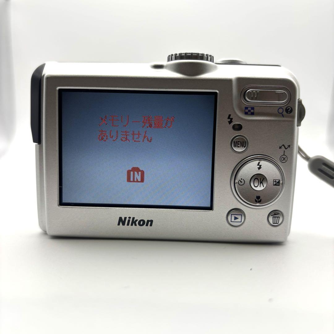 美品 動作確認◎】Nikon COOLPIX P1 シルバー デジカメ - メルカリ