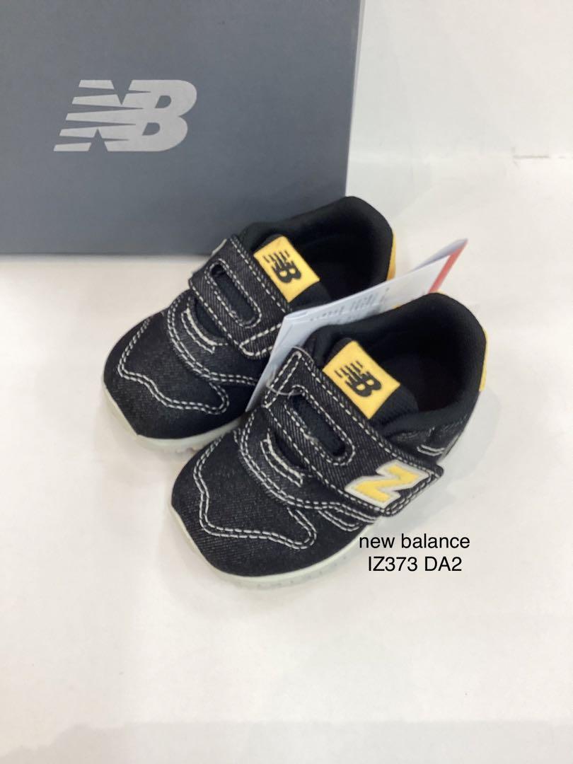 新品　12.5㎝　ニューバランス　IZ373 DA2 ブラックデニム　スニーカー