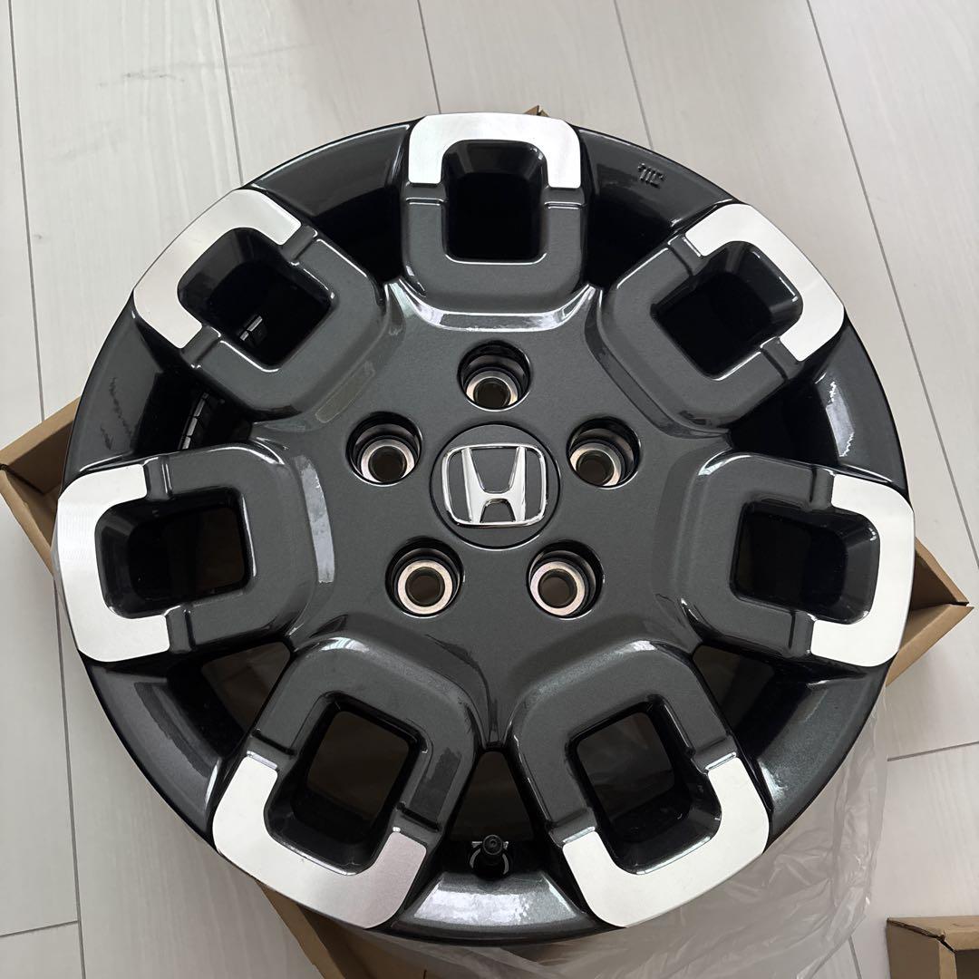 最も信頼できる 新品・未使用】新型フリードクロスター 純正アルミホイール 4本 タイヤ・ホイール