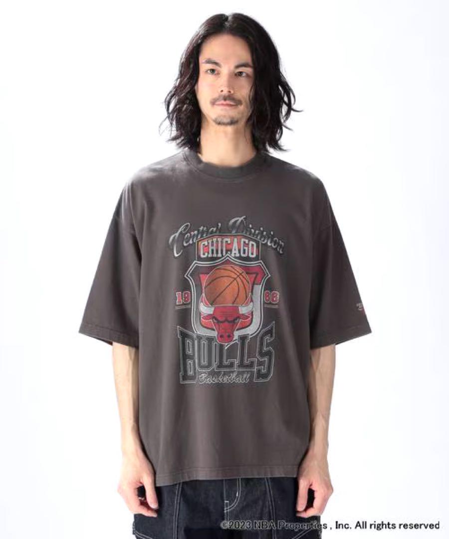 【送料無料ライン/39ショップ】 and…/ニコアンド niko 別注NBA メルカリ - 完売品 Tシャツ Tシャツ(半袖+袖なし)