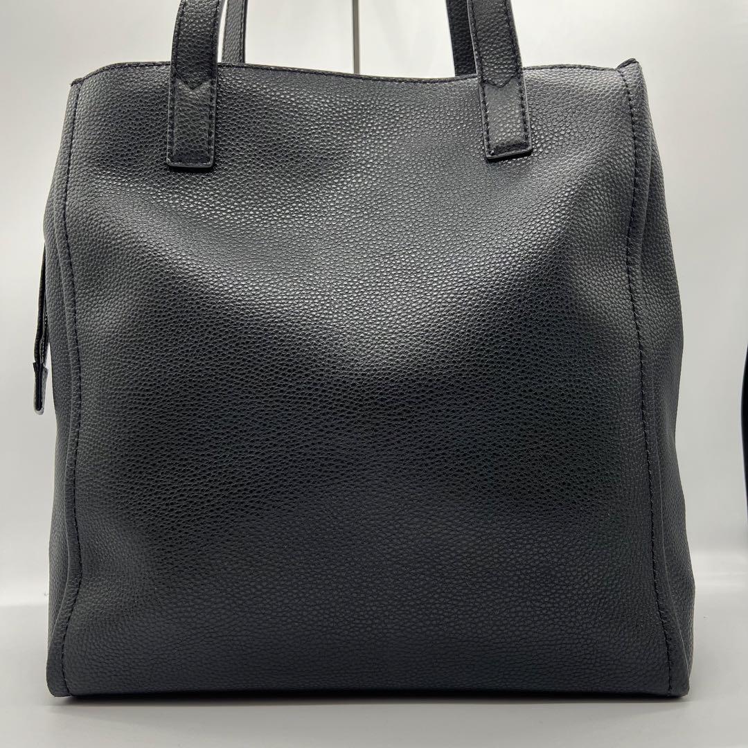 極美品✨マークジェイコブス トートバッグ シボ革 エンボス加工 極美品✨マークジェイコブス トートバッグ シボ革 エンボス加工
