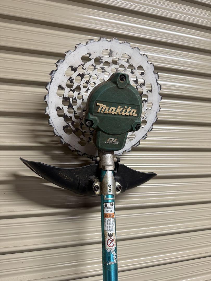 makita 充電式草刈機