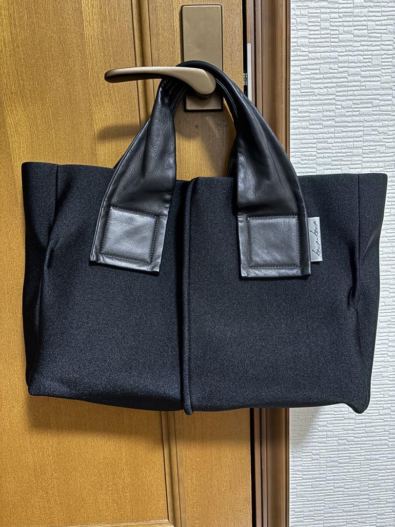 美品　トートバッグ Mサイズ