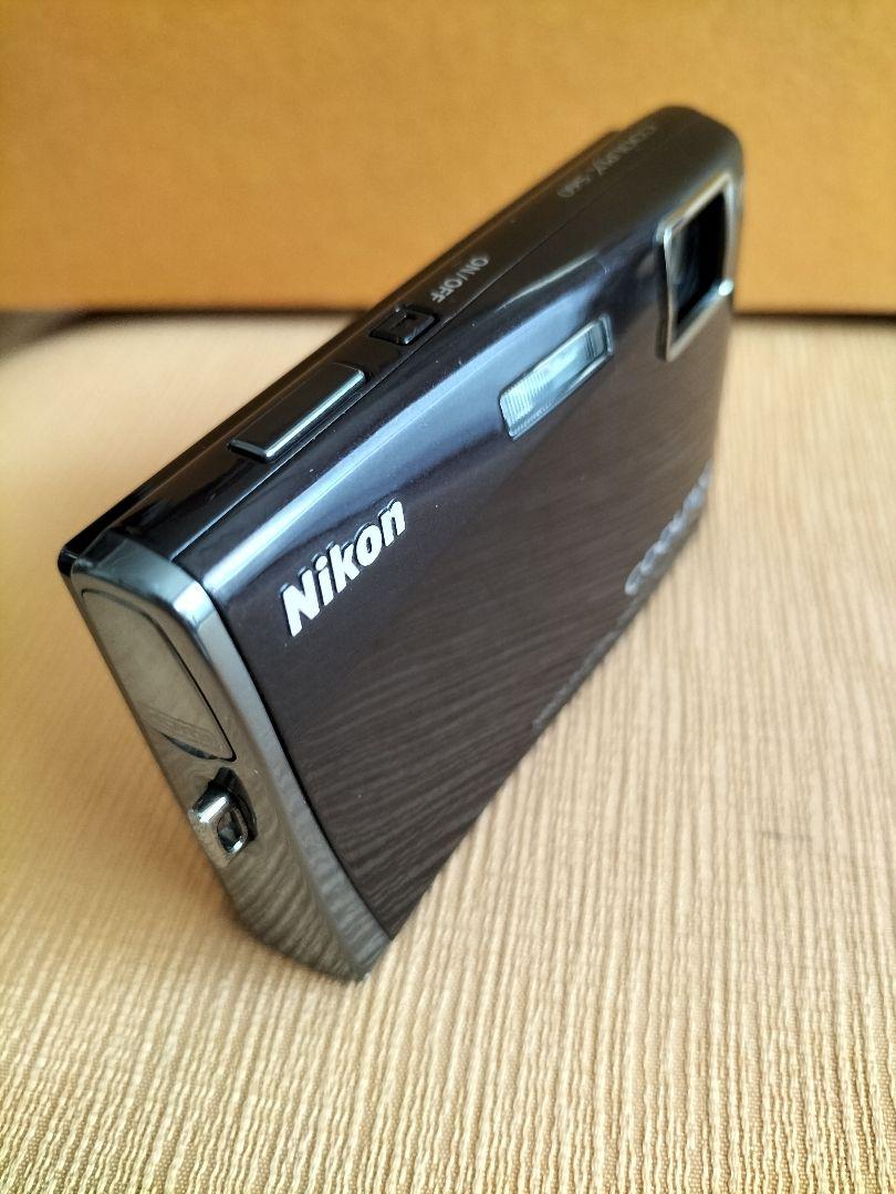 美品 Nikon COOLPIX S60 動作確認済み バッテリー、3.5型液晶