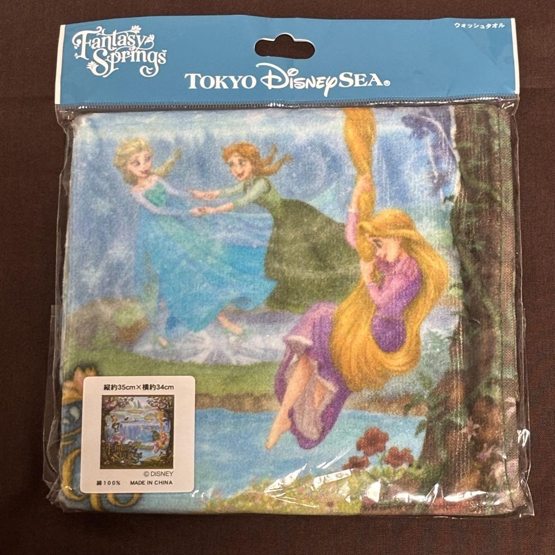 素敵な 新品】ディズニーシー ファンタジースプリングス タオル - メルカリ コレクション