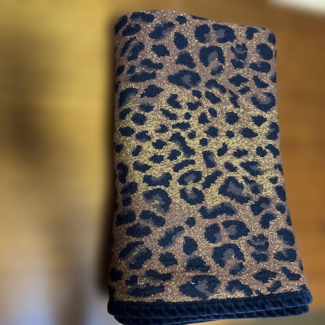 ディオールChristian Dior レオパード柄 ウールショール ディオールChristian Dior レオパード柄 ウールショール