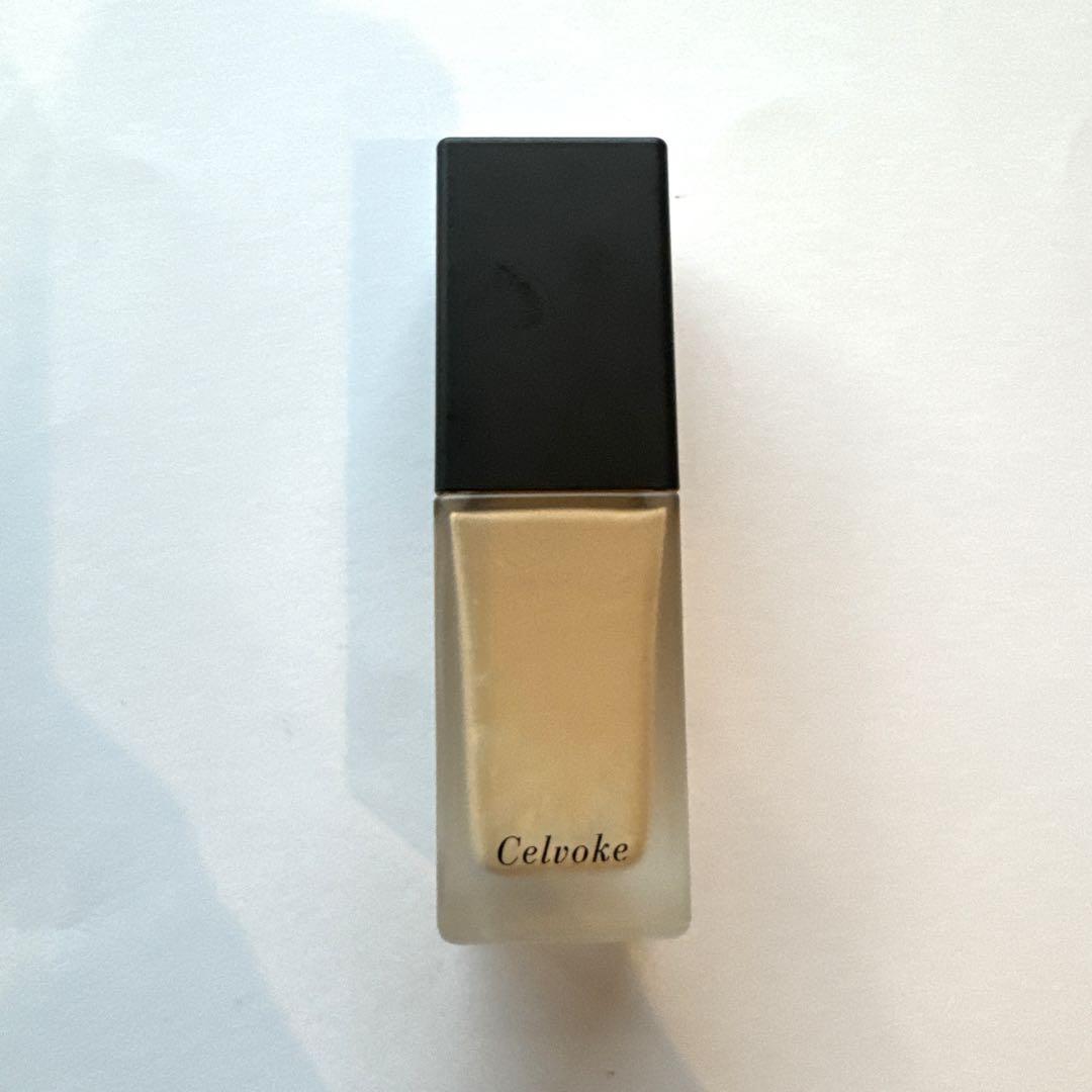 Celvoke リキッドファンデーション 200