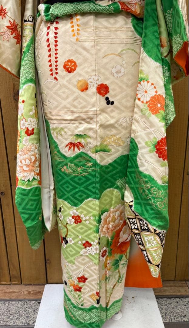 k31⭐️緑振袖⭐️豪華絢爛華麗身丈163cm裄丈67cm袖丈102cm正絹袷広襟 k31⭐️緑振袖⭐️豪華絢爛華麗身丈163cm裄丈67cm袖丈102cm正絹袷広襟