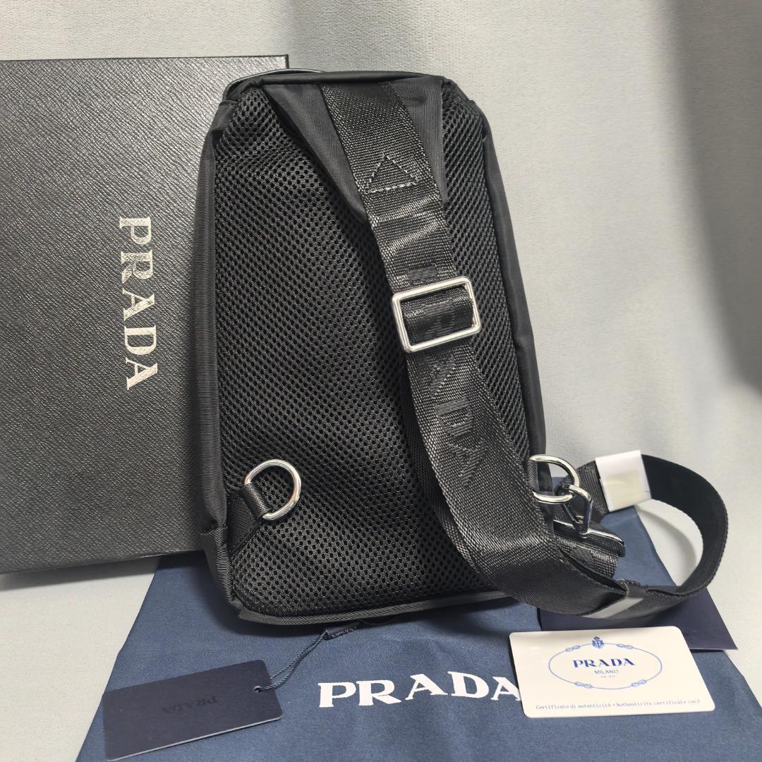 PRADA プラダ ボディバッグ・ウエストポーチ ショルダーバッグ PRADA プラダ ボディバッグ・ウエストポーチ ショルダーバッグ