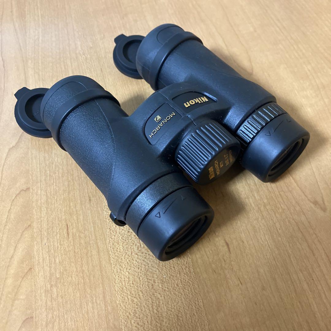 Nikon MONARCH M7 8x30 双眼鏡　専用ケース付き