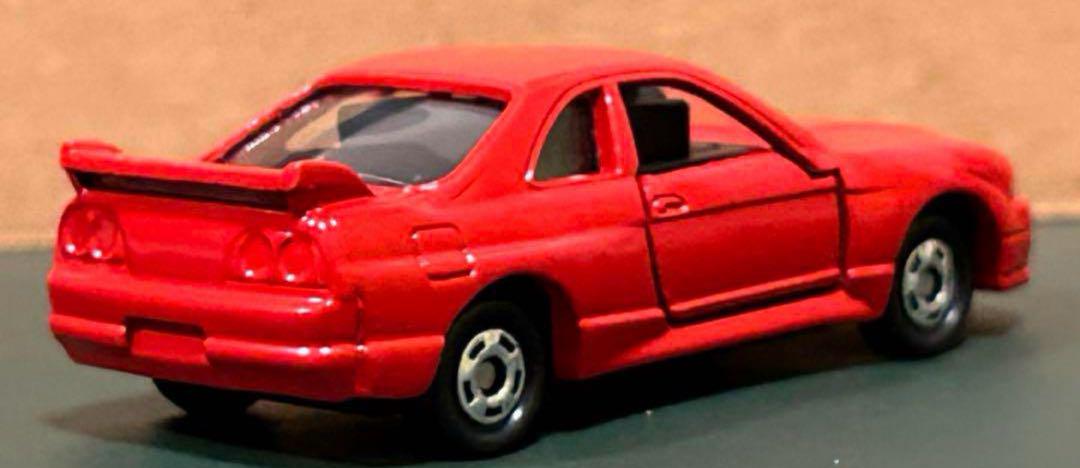 トミカタウン すかいらーく R33 スカイライン 特典トミカ付