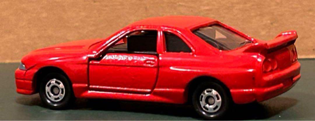 トミカタウン すかいらーく R33 スカイライン 特典トミカ付