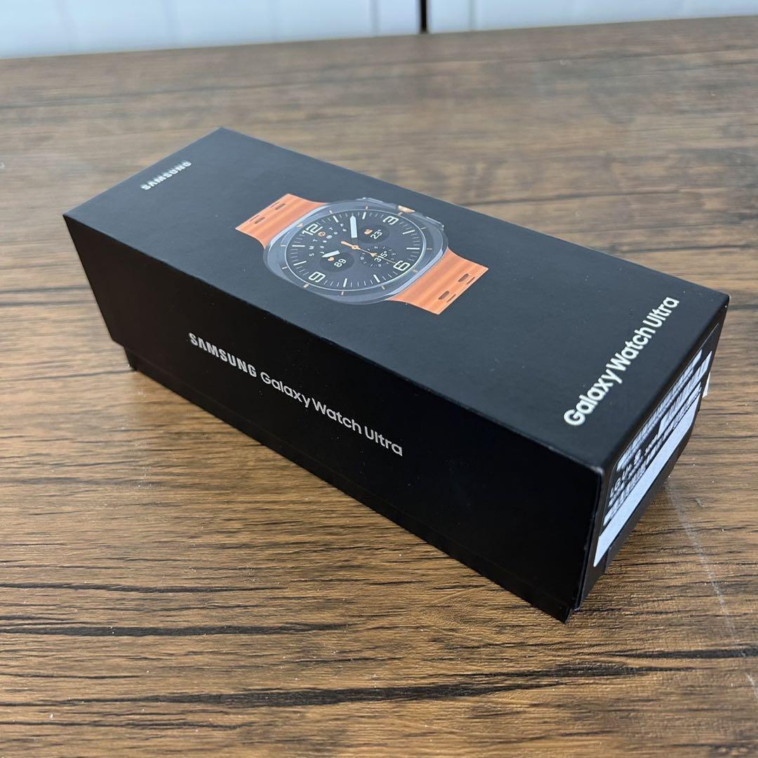 Galaxy Watch Ultra チタニウムグレー スマートウォッチ
