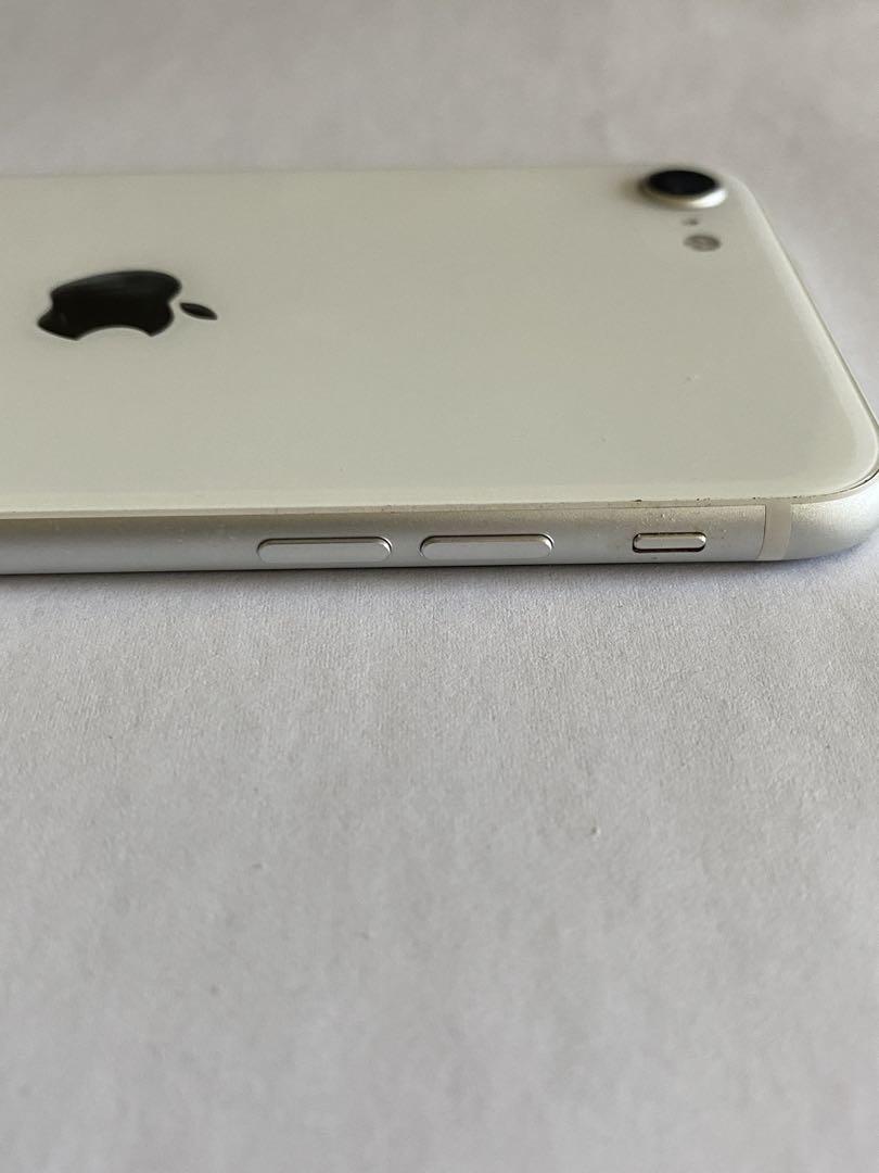 【美品】iphone SE2 第二世代 SIMフリー 64G 白 A2296