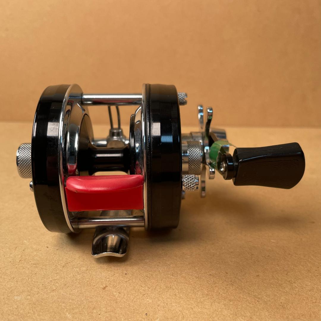 ABU Garcia ambassadeur 4600C 赤ベロ