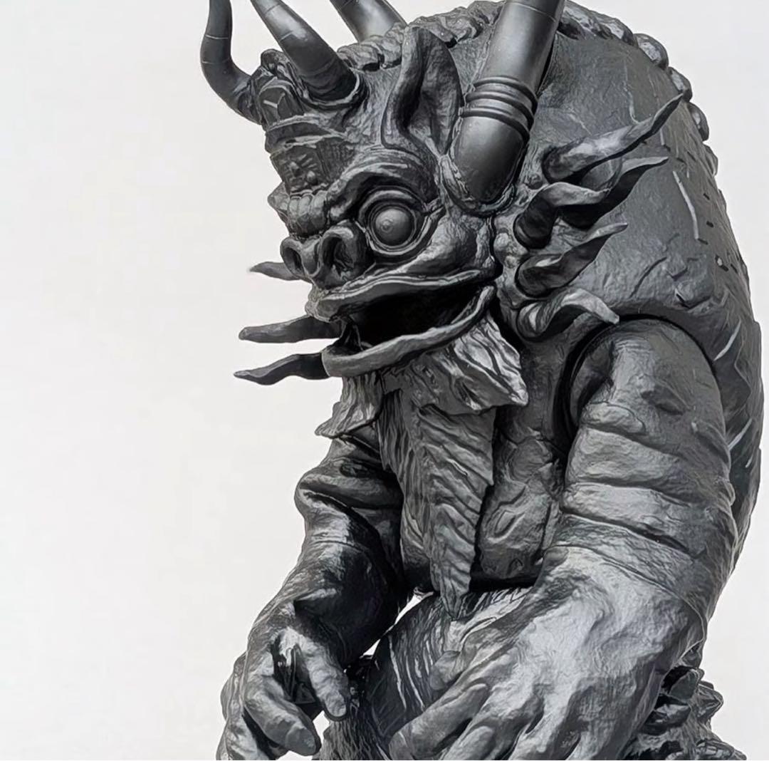 新品 ビリケン商会 ミクラス 未塗装未組立 ソフビキット 高さ約30cm 新品 ビリケン商会 ミクラス 未塗装未組立 ソフビキット 高さ約30cm
