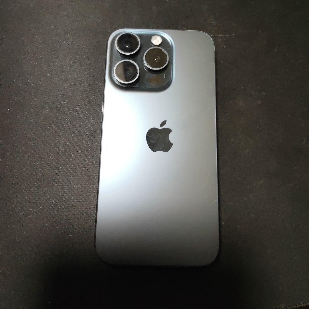 iPhone15pro ブルーチタニウム　256GB