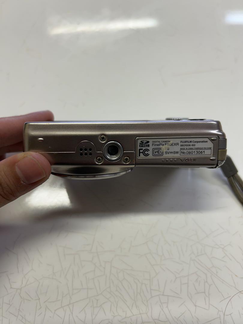 【ジャンク品】富士フイルム Finepix F80EXR
