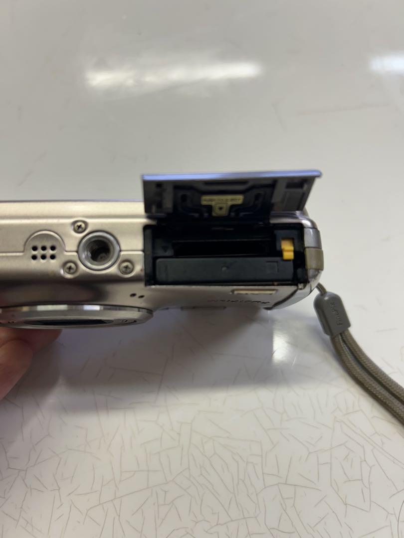 【ジャンク品】富士フイルム Finepix F80EXR