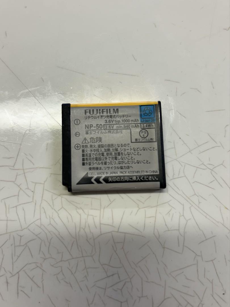 【ジャンク品】富士フイルム Finepix F80EXR