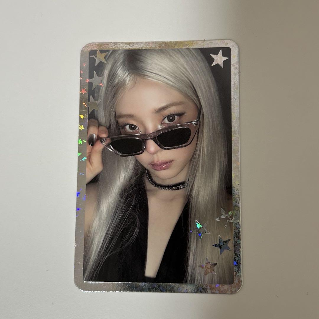 ITZY リア LIA トレカ ヘアピン ポップアップ GOLD ITZY リア LIA トレカ ヘアピン ポップアップ GOLD - メルカリ