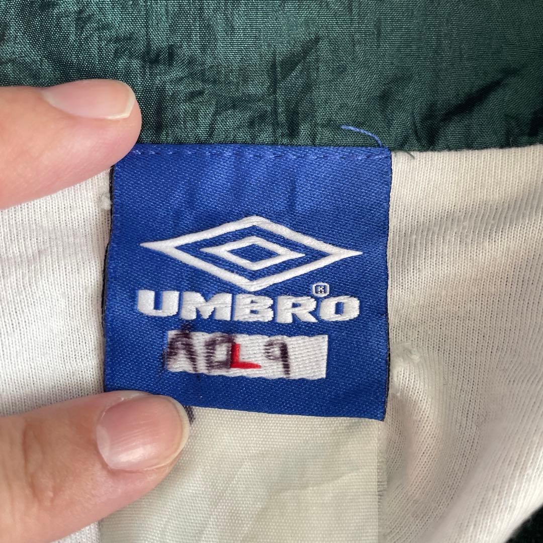 90年代 オールドアンブロ　UMBRO　ナイロントラックジャケット