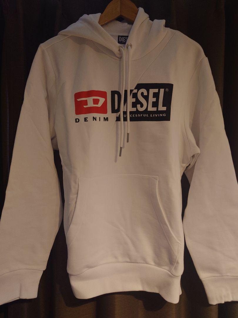 DIESEL フロントロゴ ホワイトパーカー