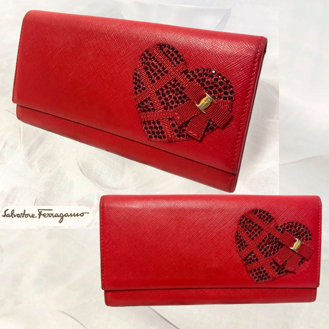 【美品】Ferragamo レザー ハートモチーフ 赤 長財布 ヴァラ リボン