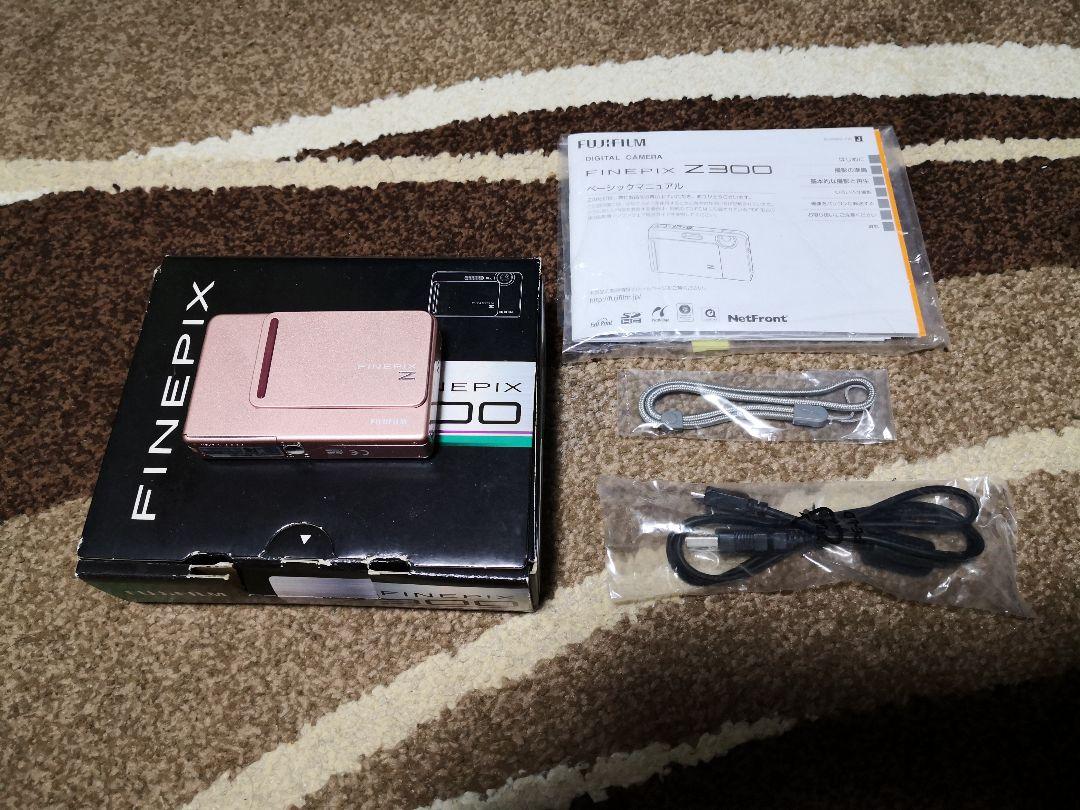 美品　富士フィルム　FINEPIX Z300 ピンク