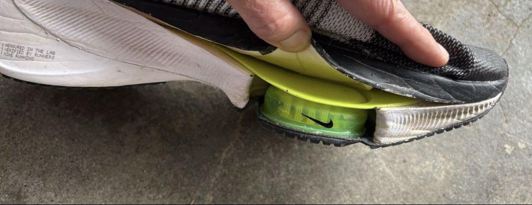 Nike Air Zoom テンポネクスト% 27cm